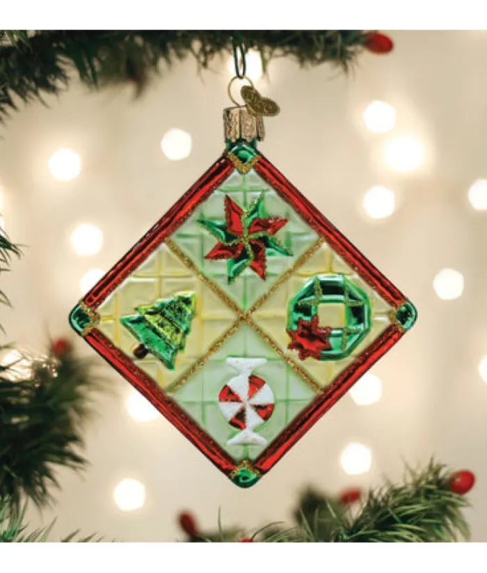 Boutique de Noël Christmas Classics*Christmas Quilt Glass Ornament